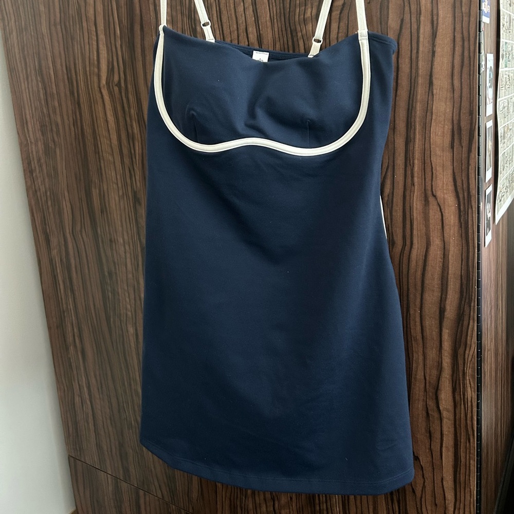 Alo Airbrush Streamlined Dress